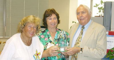 Winner 2006, Larry Scadden with wife and daughter